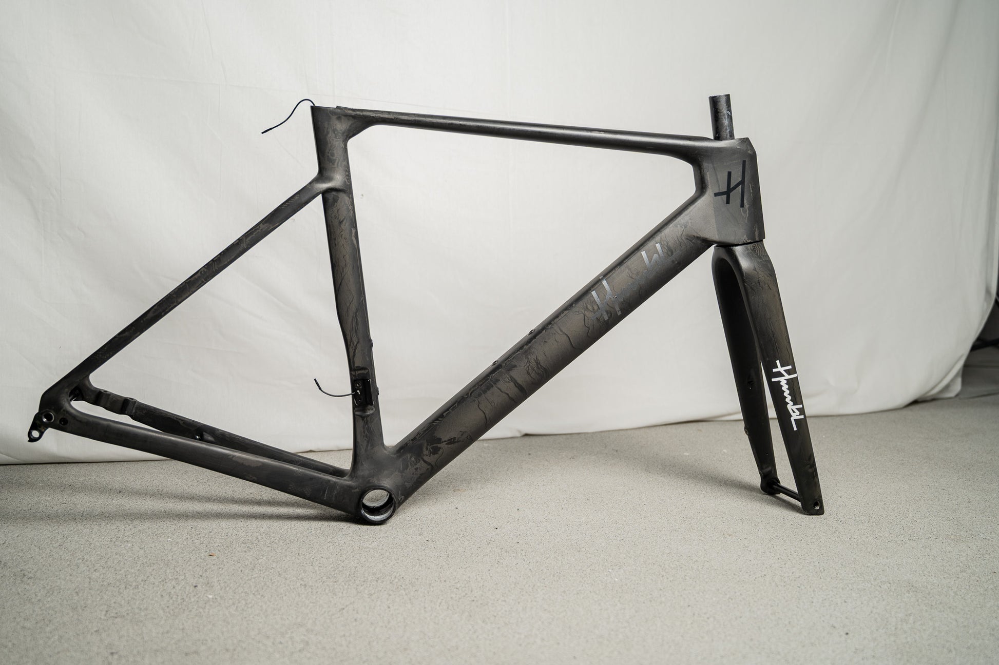Frameset: theONERS Blacked Out