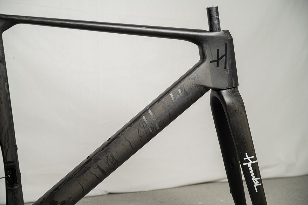Frameset: theONERS Blacked Out